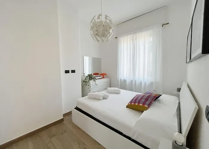 Sunnyflat Near Navigli E Bocconi Milán